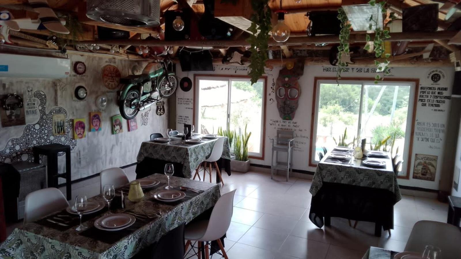 El Rincon De Jose Luis - Cabanas Y Restaurante Tanti Eksteriør bilde